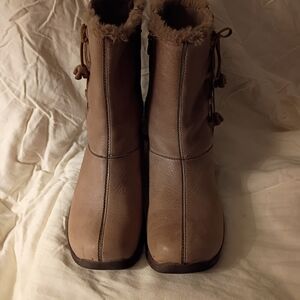 SoftWalk Tan Winter Boots